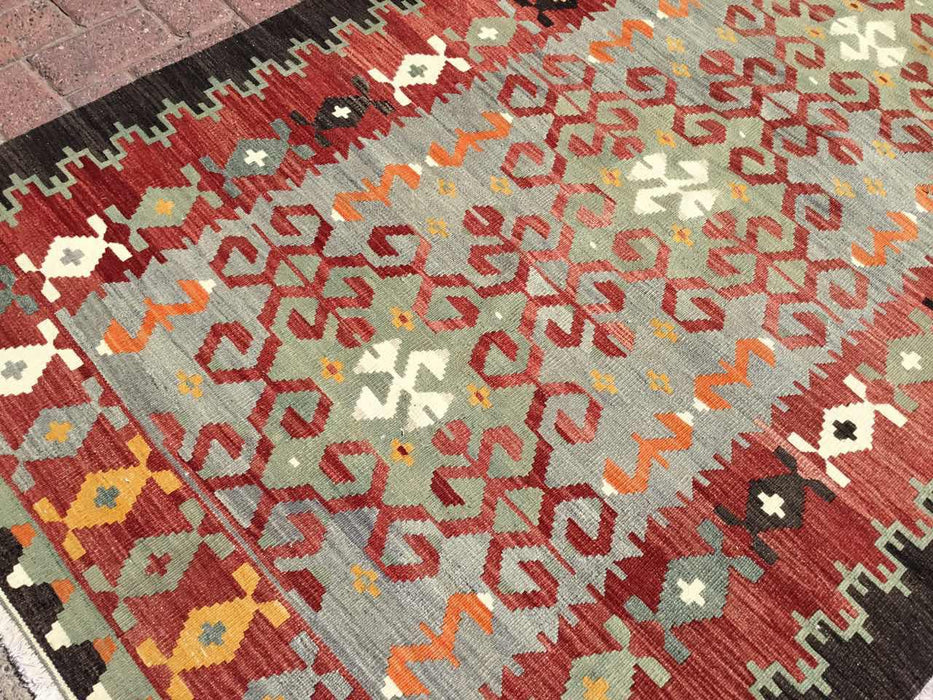 Vintage turkkilainen Kilim matto 129cm x 254cm käsinkudottu