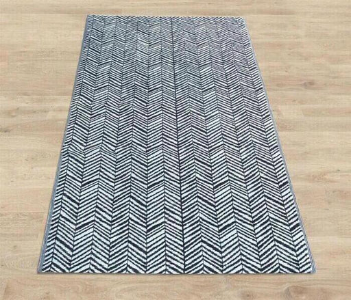 Abstract Pattern Polypropylene Rug in White and Charcoal