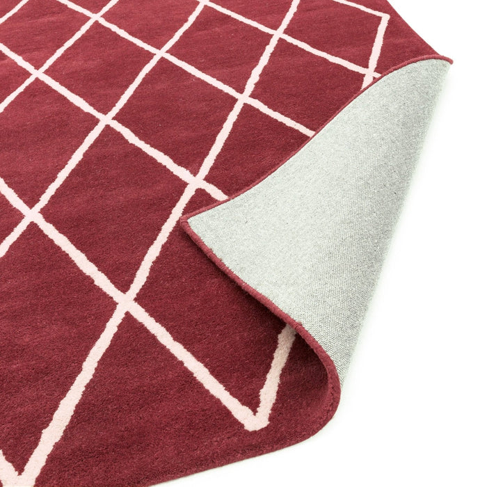 Albany Diamond Berry Grande Rug