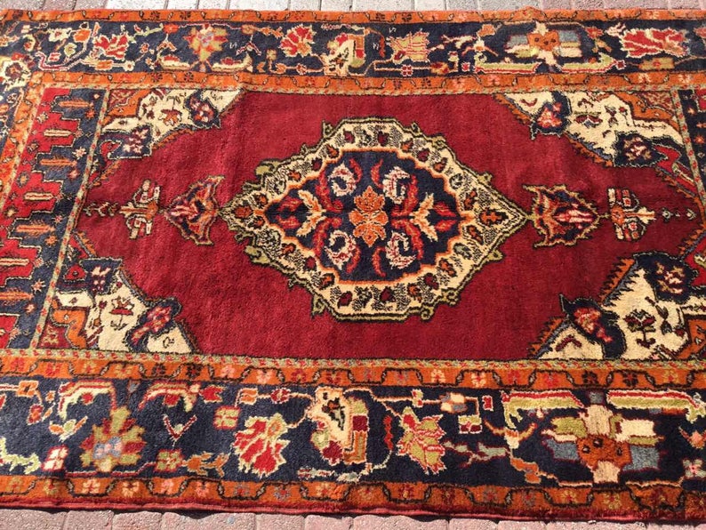 Anatolian Hand Knotted Area Rug 262cm x 154cm Vintage