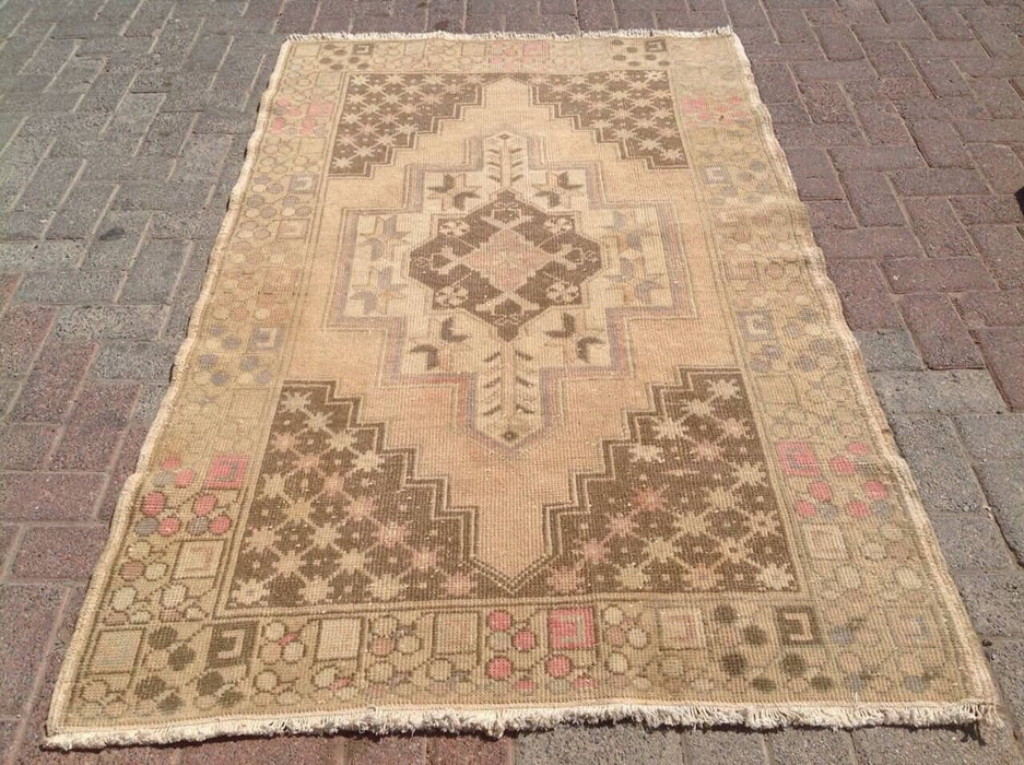 Antique Turkish Oushak Rug 185cm x 117cm Hand Knotted