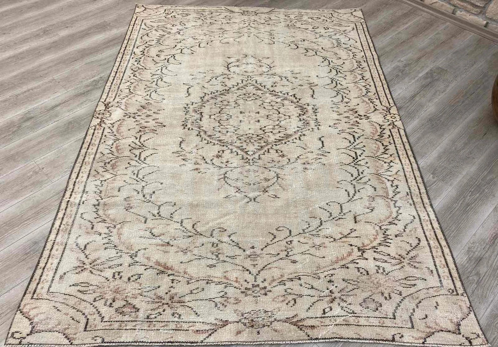 Antique Turkish Oushak Rug 246Cm X 173Cm Hand Knotted