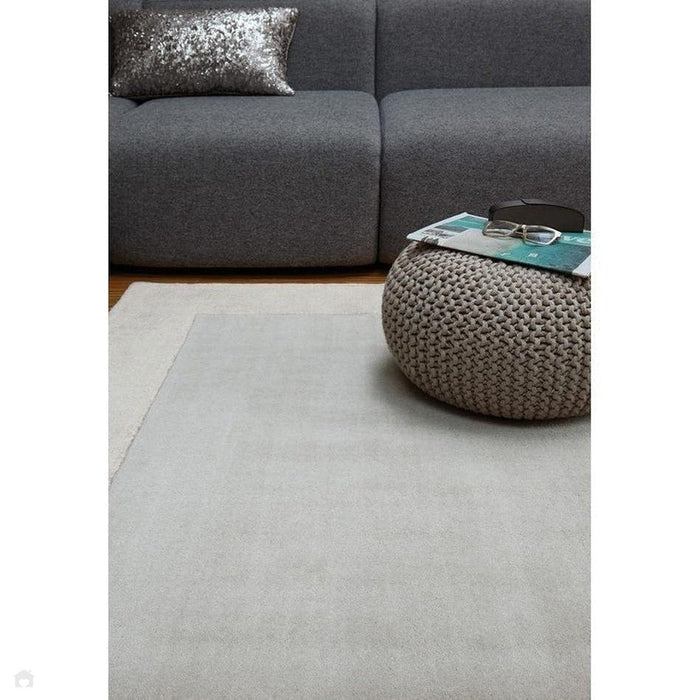 Ascot Modern Plain Hand-Woven Wool Centred Loop Pile Metallic Shimmer Wide Viscose Border Silver Rug