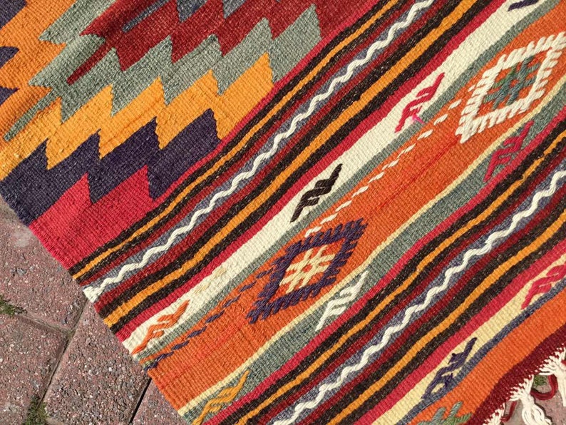 Aztec Pattern Handwoven Vintage Rug 130cm x 100cm