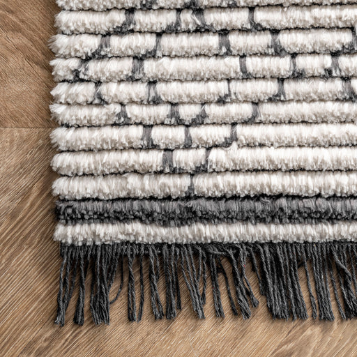 Beige Diamond Pattern Fringed Area Rug 120x180 cm