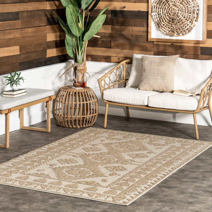 Beige Geometric Area Rug For Indoor And Outdoor Use