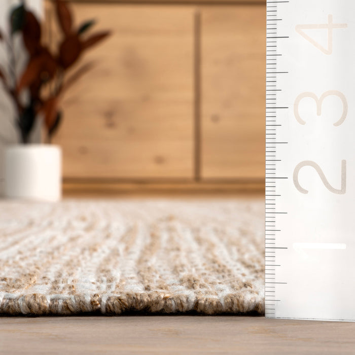 Beige Handwoven Wool Polyester Fringed Area Rug