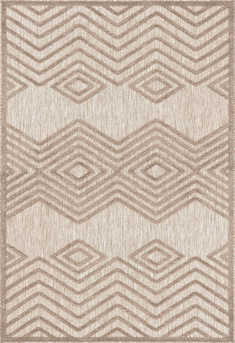 Beige Indoor Outdoor Diamond Area Rug 152 x 244 cm