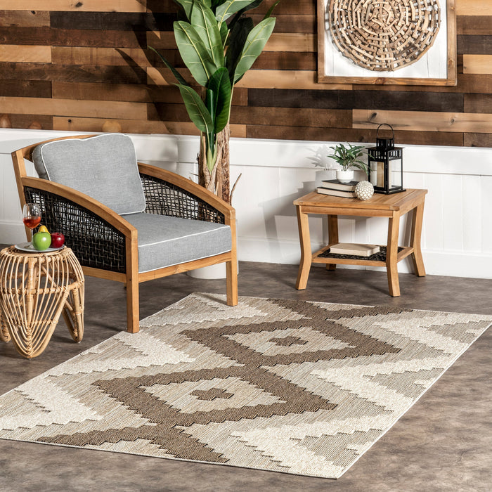 Beige Trellis Area Rug for Indoor and Outdoor Use