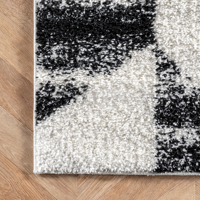 Black And White Herringbone Shag Area Rug 160x230 cm