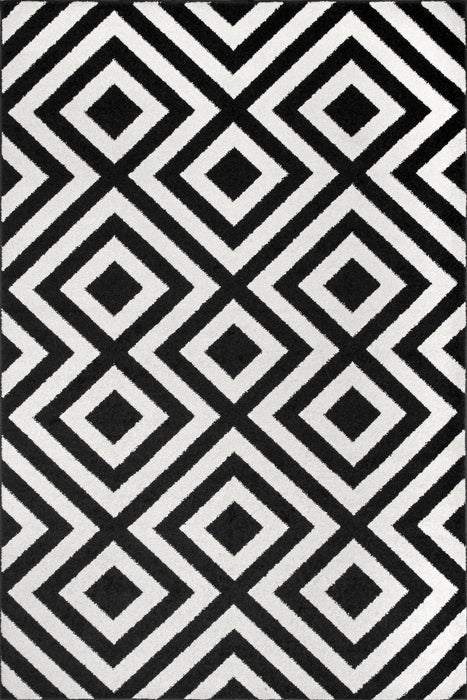 Black Chevron Stripes Area Rug 120x180 cm