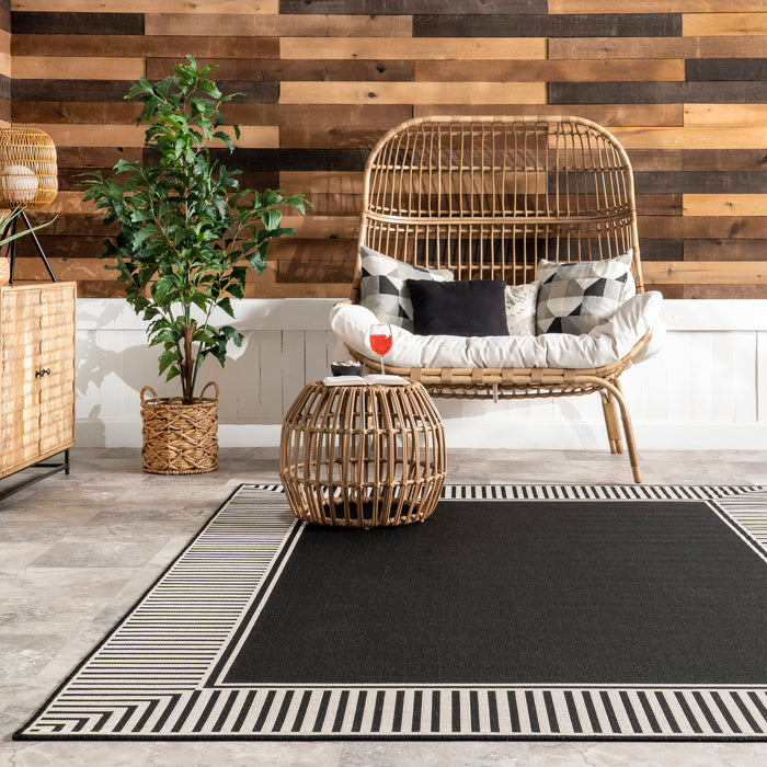 Black Striped Indoor Outdoor Flatweave Rug 150x240 cm