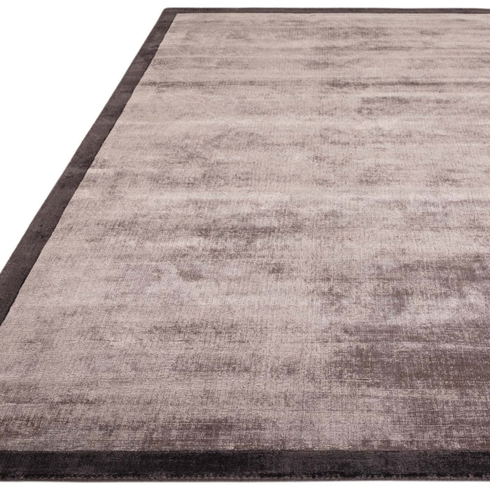 Blade Border Charcoal / Moleskin Rug