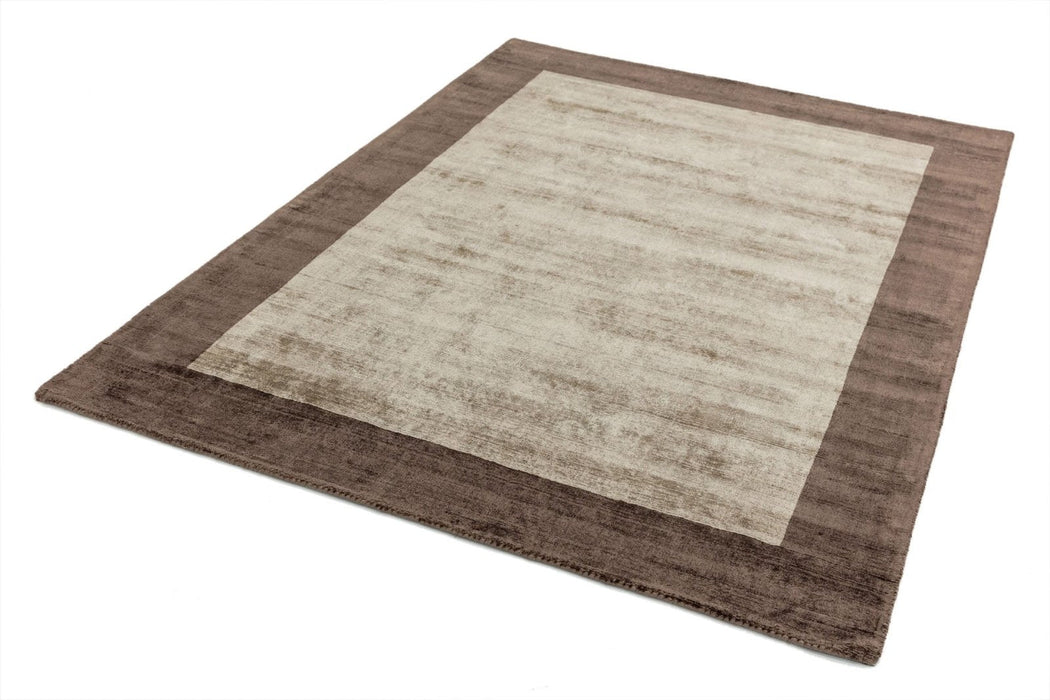 Blade Border Chocolate Mocha Rug