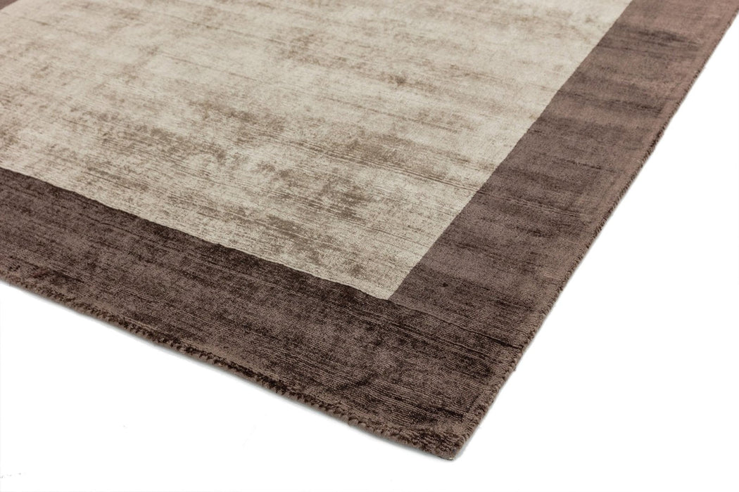 Blade Border Chocolate Mocha Rug