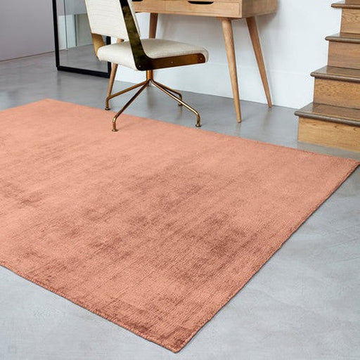 Blade Modern Plain Distressed Shimmer Hand-Woven Textured Silky Viscose Flatweave Earth Terracotta Rug