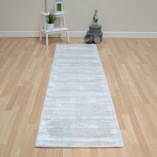 Blade Modern Plain Distressed Shimmer Hand-Woven Textured Silky Viscose Flatweave Putty Runner