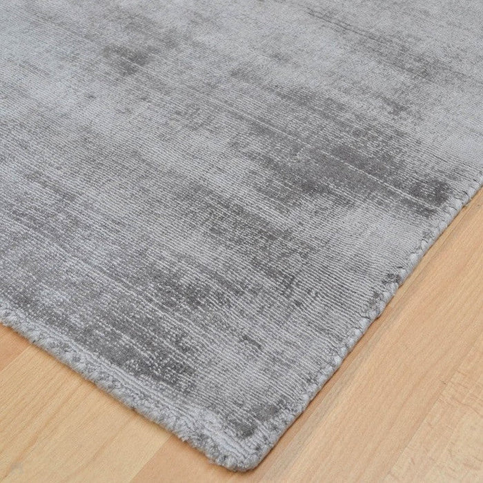 Blade Modern Plain Distressed Shimmer Hand-Woven Textured Silky Viscose Flatweave Silver Rug