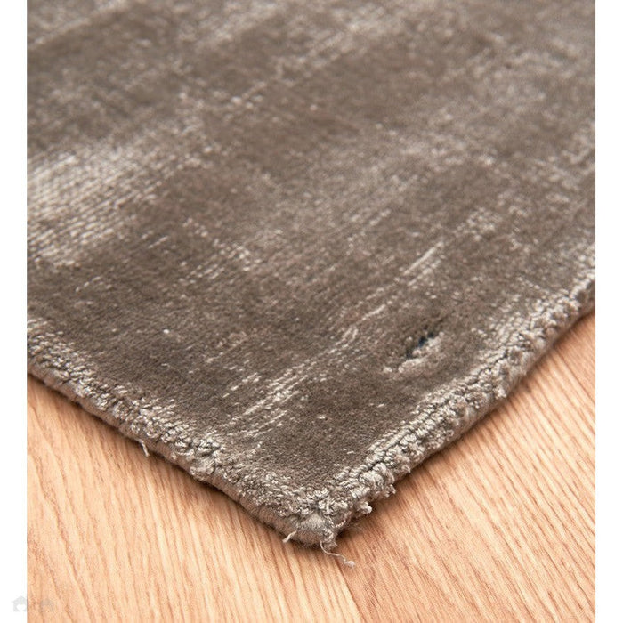 Blade Modern Plain Distressed Shimmer Hand-Woven Textured Silky Viscose Flatweave Smoke Runner