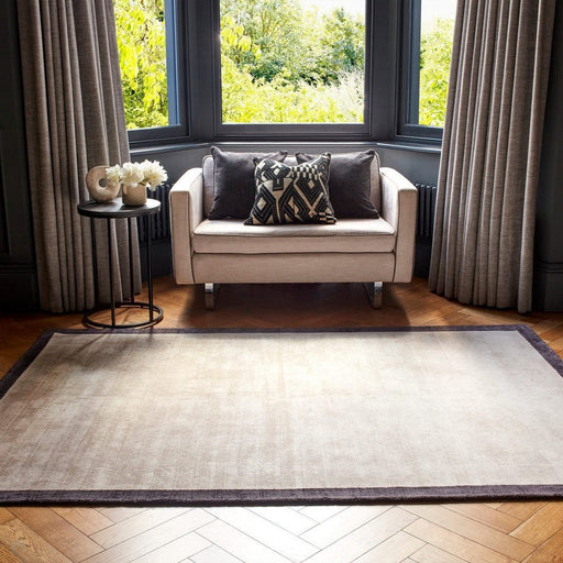 Blade Slim Border Modern Plain Distressed Shimmer Hand-Woven Textured Silky Viscose Flatweave Putty/Charcoal Border Rug