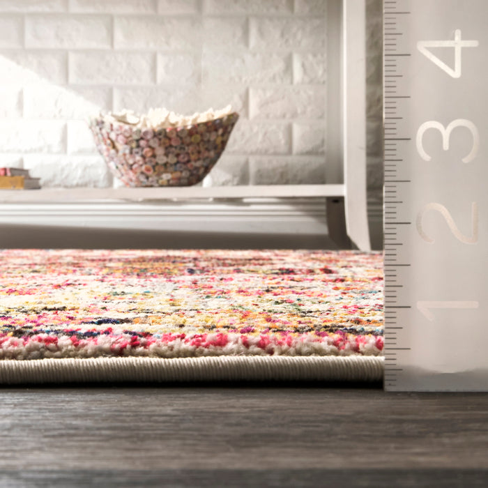 Bohemian 100% Polypropylene Area Rug in Ivory