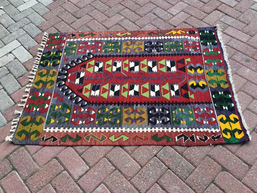 Bohemian käsintehty Kilim-matto 135cm x 100cm Vintage Design