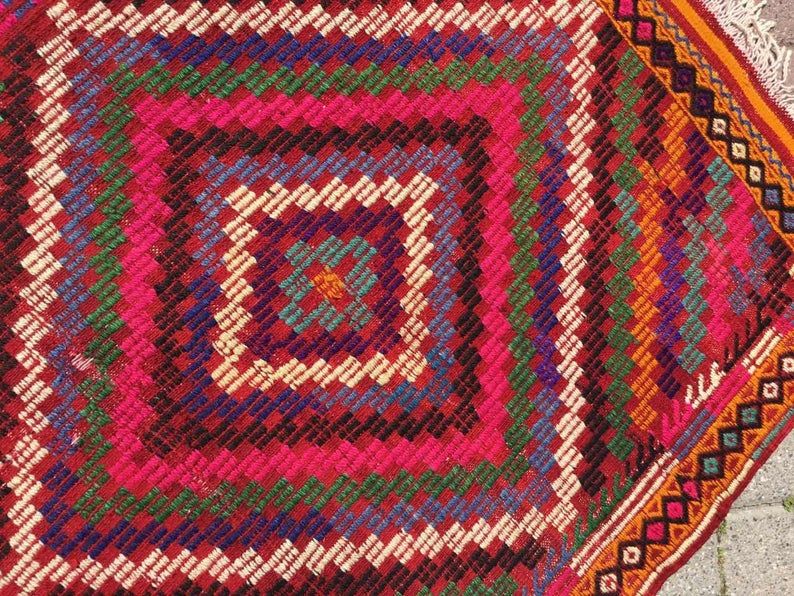 Bohemian Kilim Rug 139.7cm x 92.7cm Handwoven Vintage