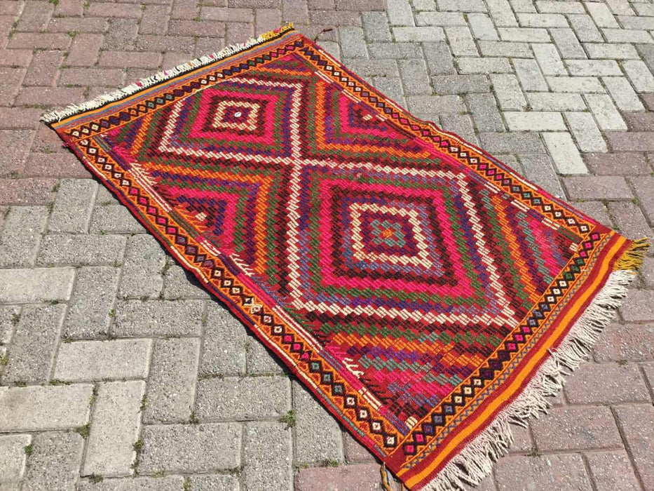 Bohemian Kilim Rug 139.7cm x 92.7cm Handwoven Vintage