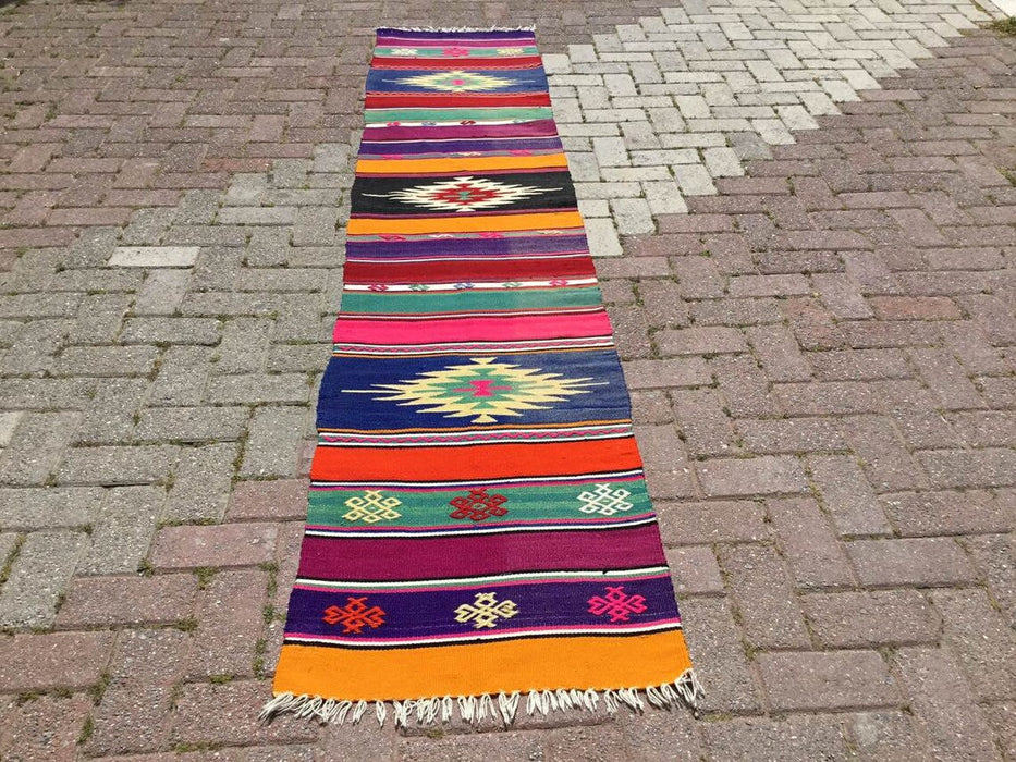 Český turecký koberec Kilim 283 cm x 59 cm