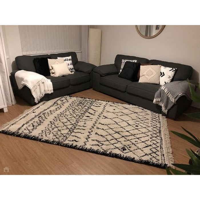 Boho 5402 Modern Moroccan Berber Soft Plush Shaggy White/Black Rug