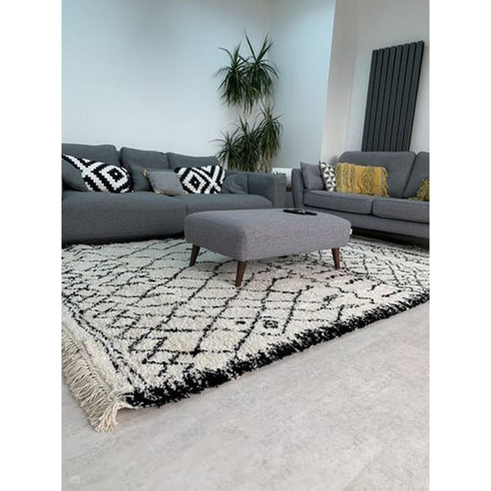 Boho 5402 Modern Moroccan Berber Soft Plush Shaggy White/Black Rug