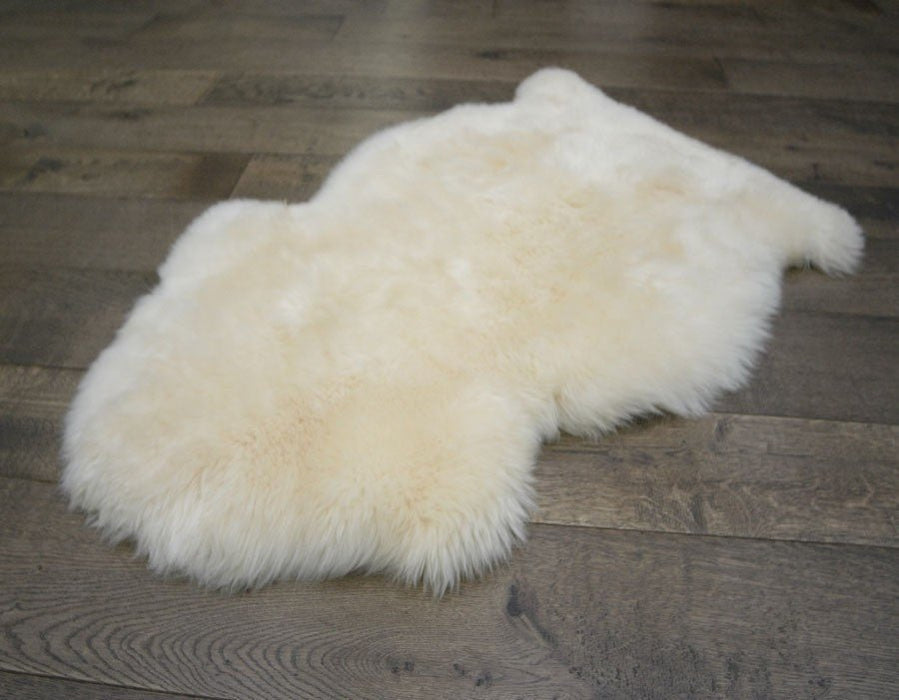 Bowron Longwool Champagne Sheepskin Rug