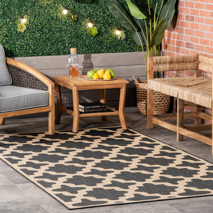 Charcoal Starry Trellis Area Rug for Indoor Outdoor Use