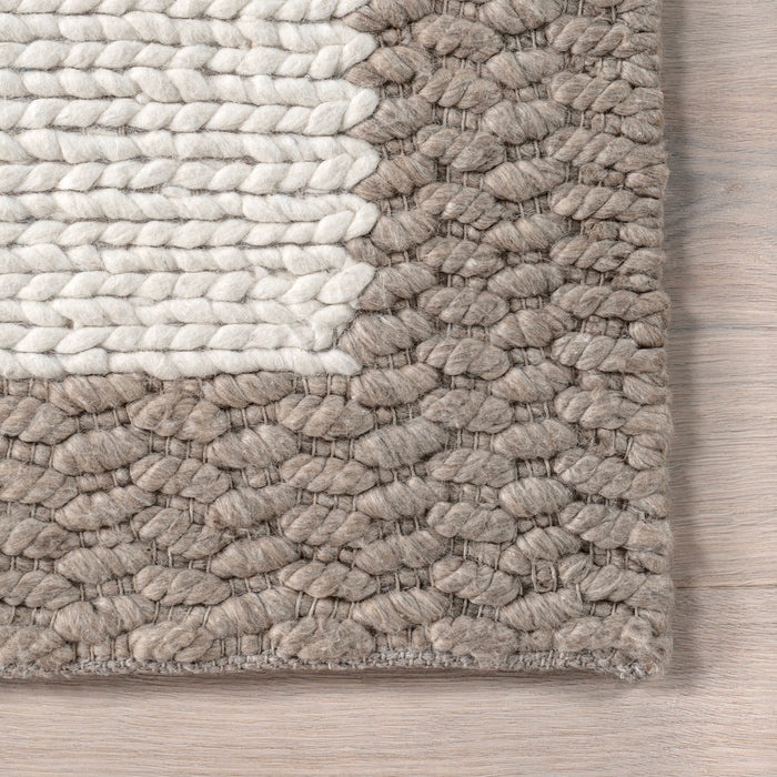 Chunky Knit Wool Area Rug in Ivory 140x200 cm