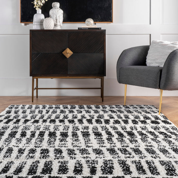 Classic Black And White Striped Shag Area Rug 150cm x 240cm