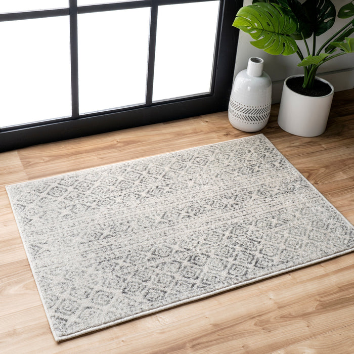 Diamond Pattern Grey Area Rug 120cm x 180cm