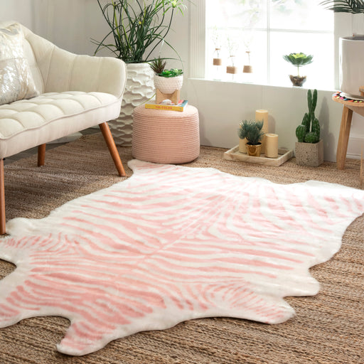 Faux Zebra Print Area Rug σε ροζ 150x90 cm