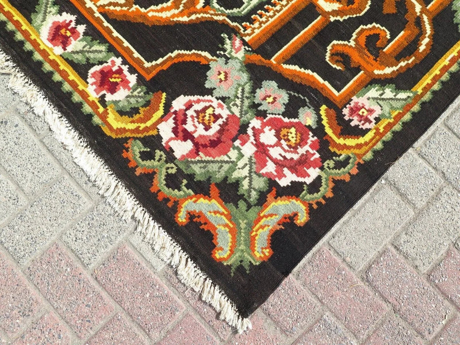 Tappeto floreale Karabag Kilim 167,5 cm x 264 cm, tessuto a mano