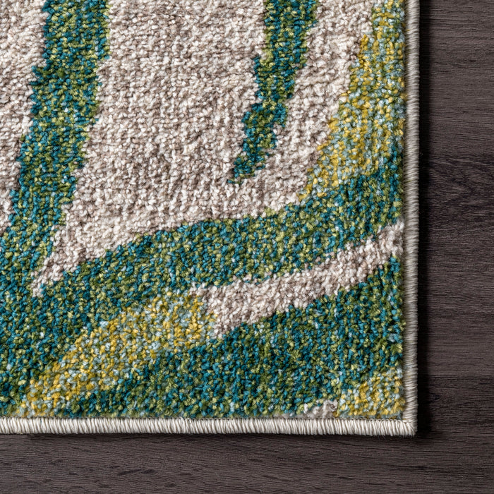 Floral Patterned Area Rug in Green for Comfortable Living Spaces