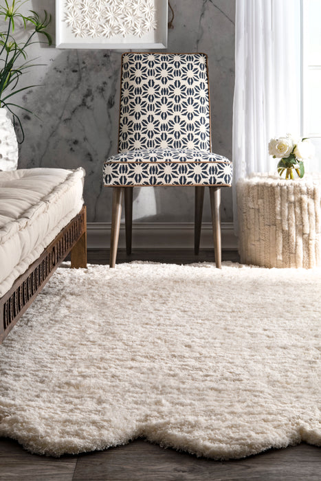 Fluffy Faux Sheepskin Area Rug for Modern Decor