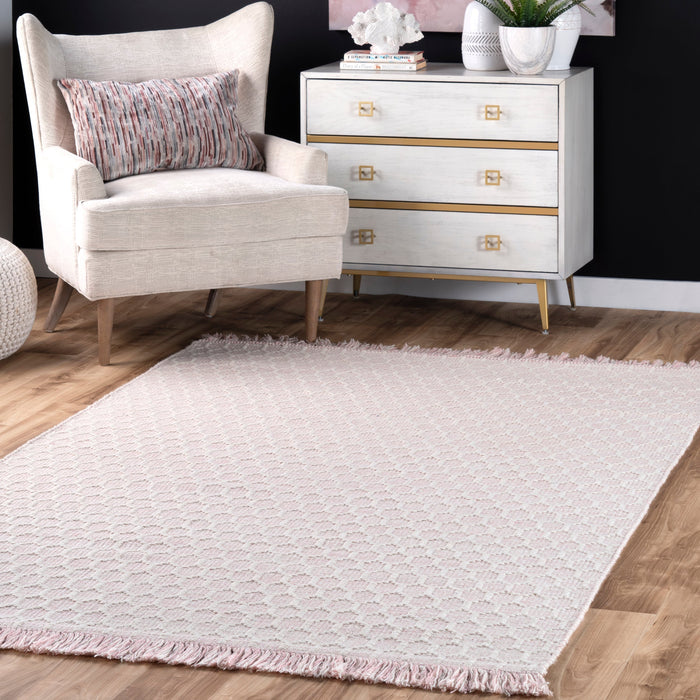 Vloerkleed met franjes in babyroze voor moderne inrichting