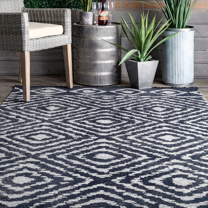 Fringed Blue Diamond Indoor Outdoor Area Rug 150x200 cm