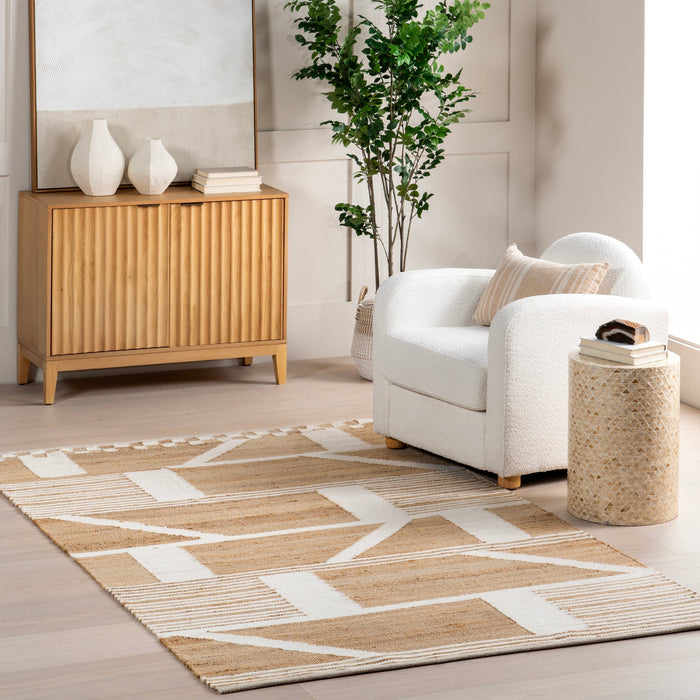 Geometric Flatweave Rug For Natural Home Decor