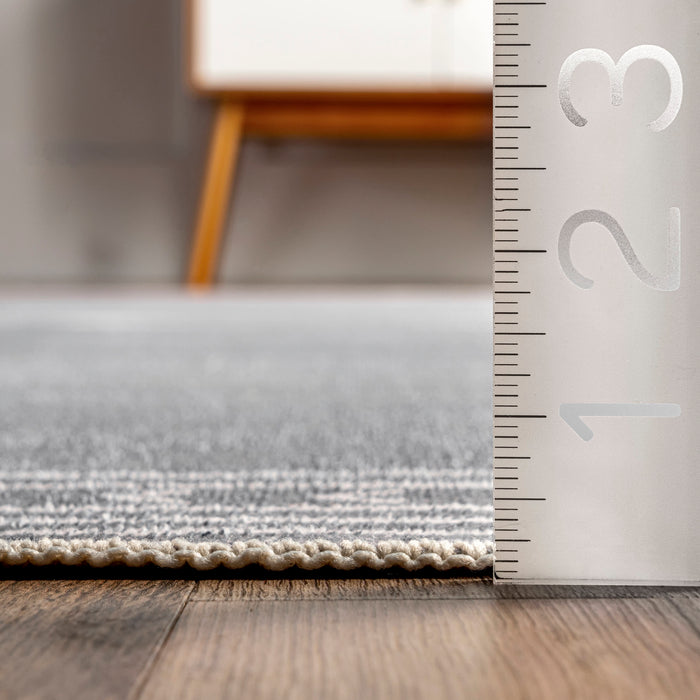 Geometric Grey Washable Area Rug for Homes with Pets