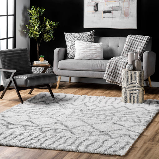 Geometric Pattern Area Rug in Grey 120x180 cm