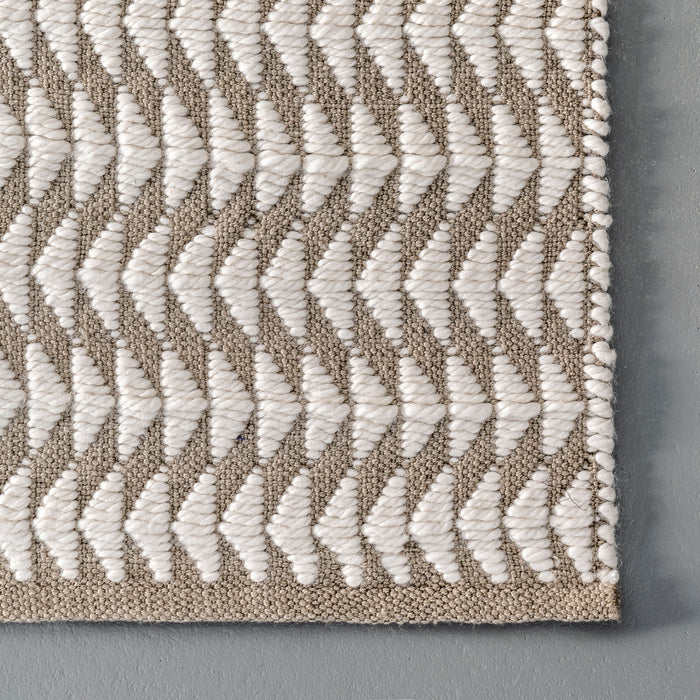 Geometric Patterned Indoor Outdoor Rug 100% PET Yarn