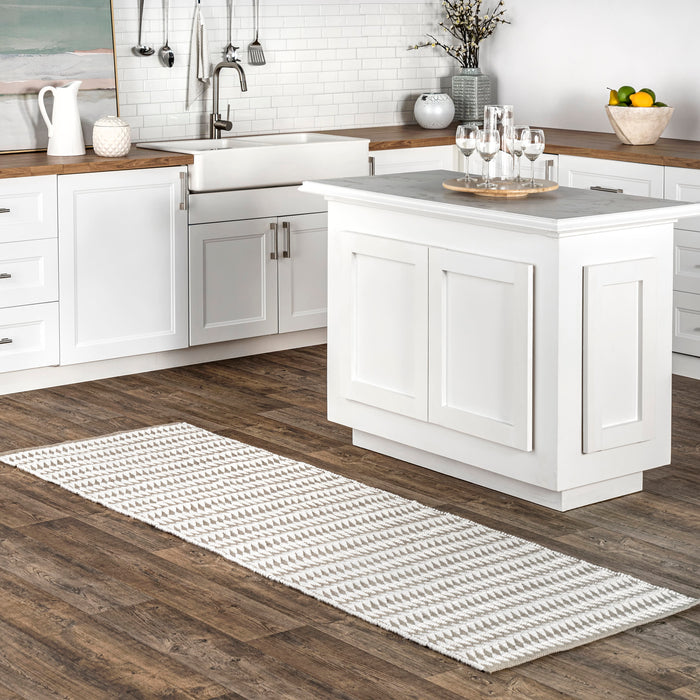 Geometric Patterned Indoor Outdoor Rug 100% PET Yarn