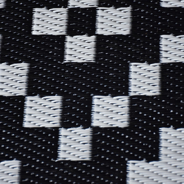 Geometric Triangle Pattern Indoor Outdoor Area Rug