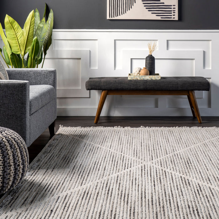 Georgina Triangle Tasseled Area Rug Light Grey 120x180 cm