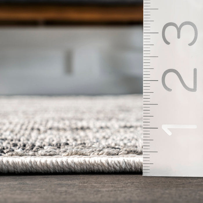 Georgina Triangle Tasseled Area Rug Light Grey 120x180 cm